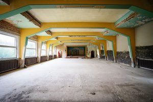 theatersaal verlassenes kinderkrankenhaus