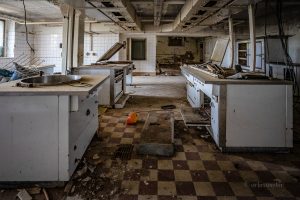 küche verlassenes sanatorium friedrichsbrunn im harz
