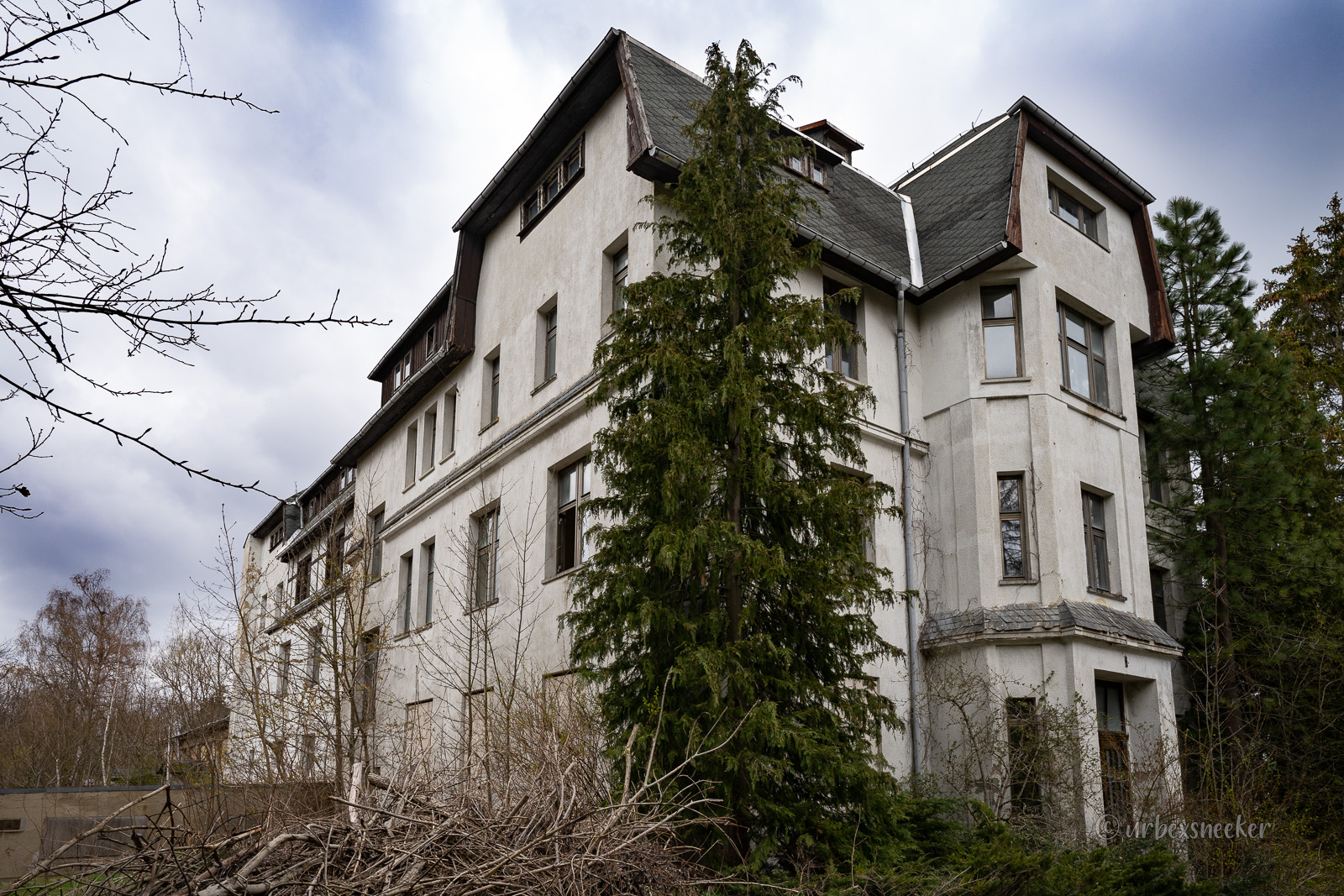 verlassenes sanatorium ernst thälmann friedrichsbrunn im harz