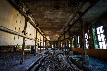 halle verlassene papierfabrik