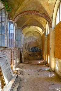 verlassenes sanatorium fliege lost places