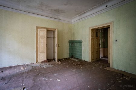 verlassene villa urbex