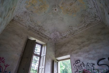lost place italien villa moglia