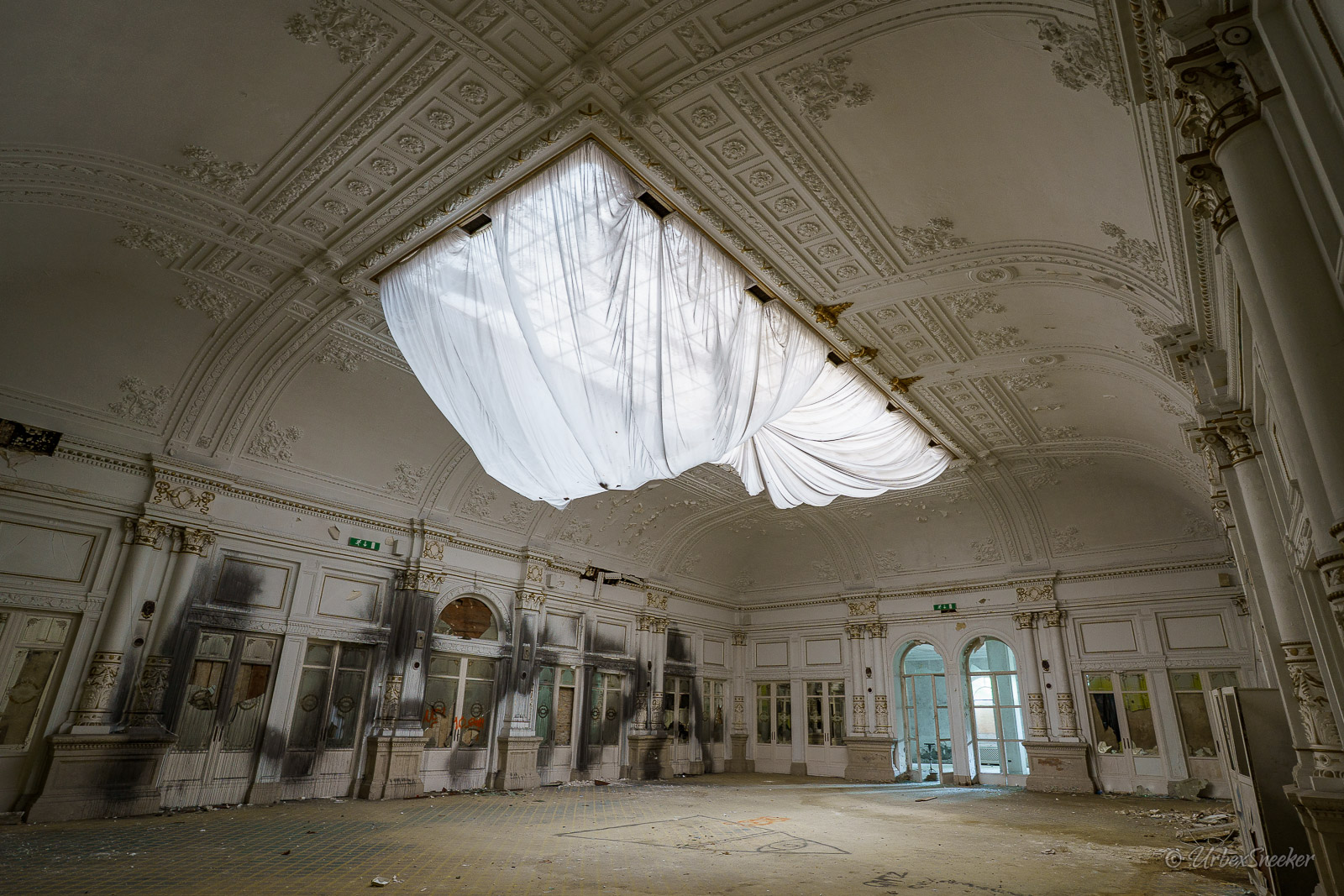 verlassenes hotel paragon italien urbex italy