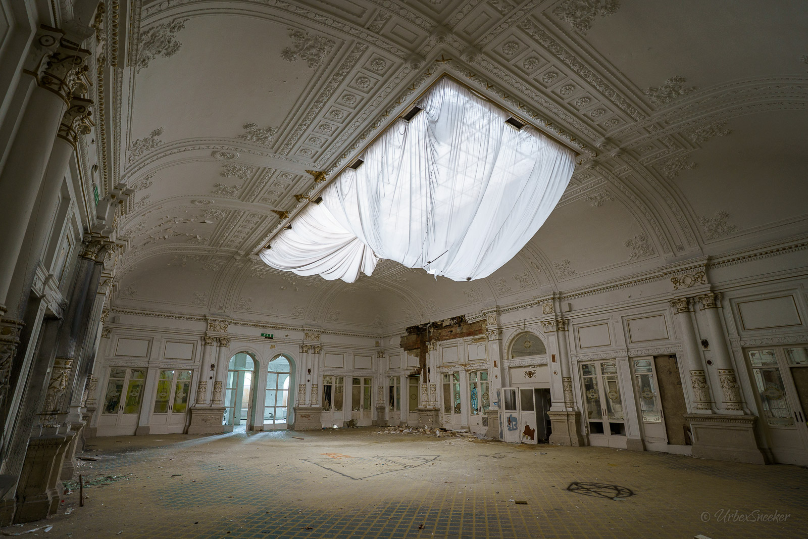 lost places hotel paragon italien urbex italy