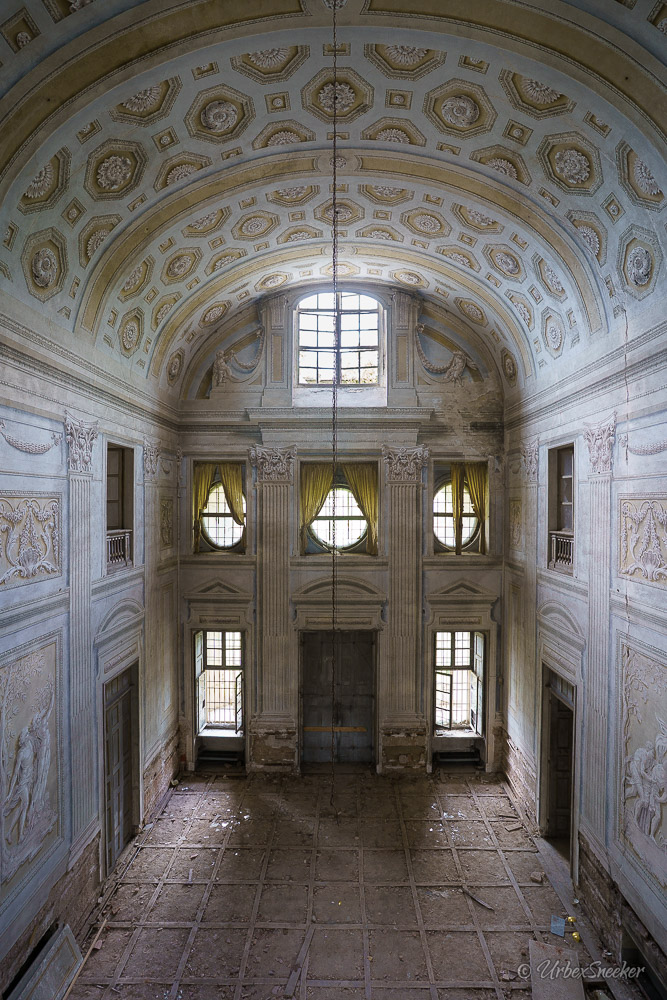 urbex villa capeneto