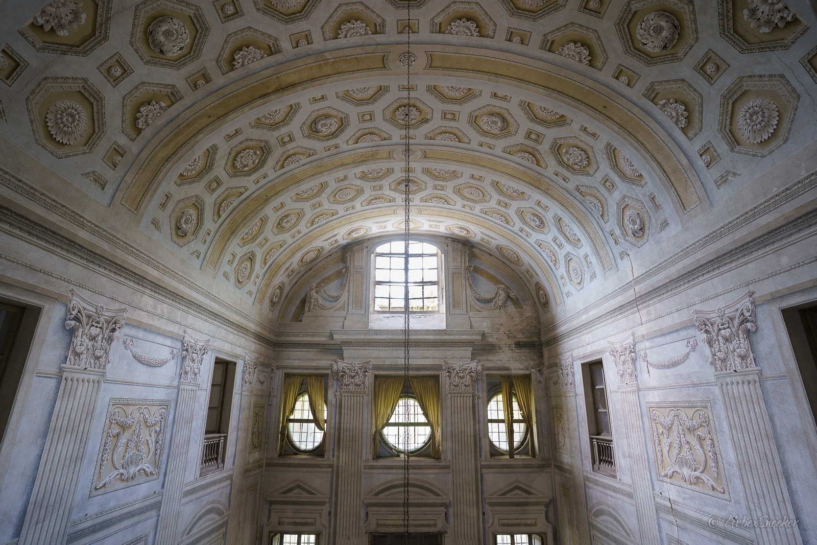 Die verlassene Villa „Conchiglia“ Carpeneto La Loggia