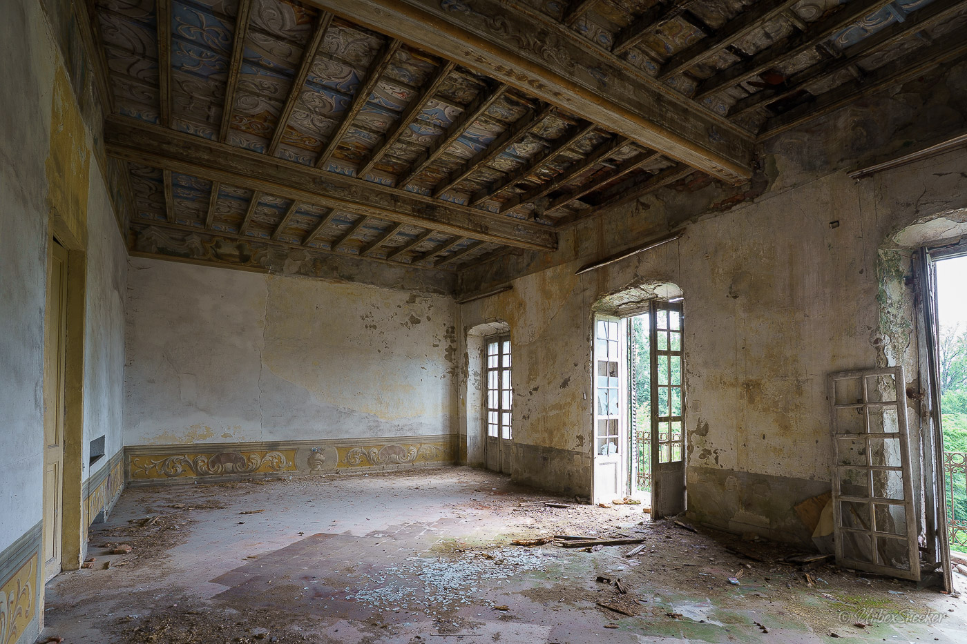 urbex villa capeneto italia