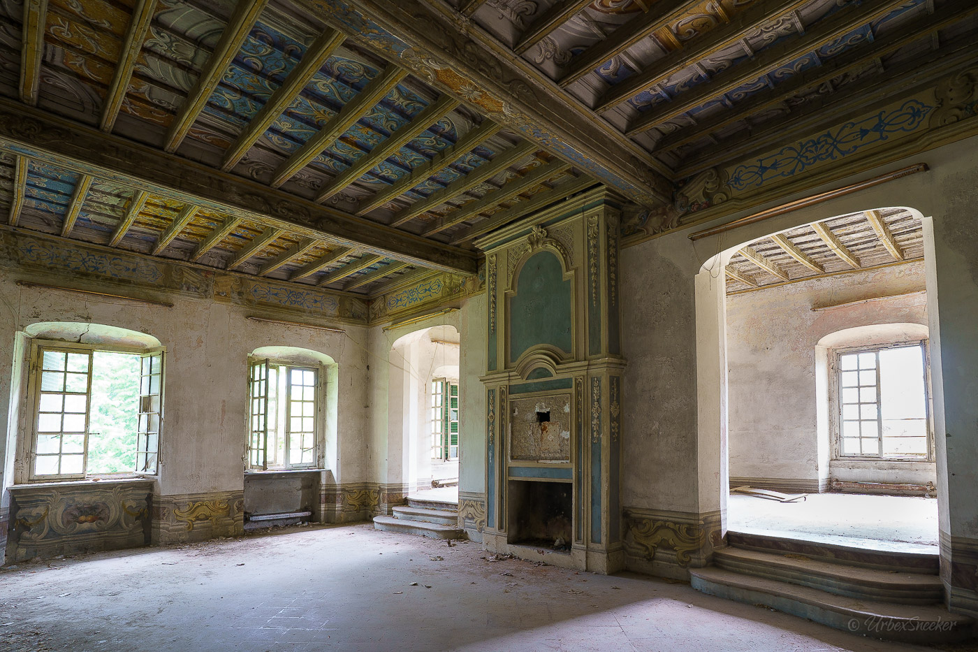 urbex  italy villa conchiglia