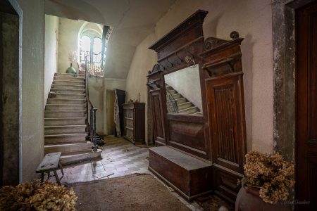 verlassene villa stilisto italien