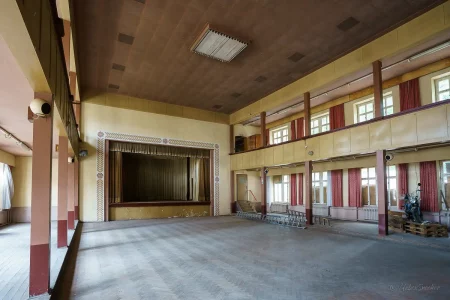 verlassener tanzsaal lost places gasthof sachsen-anhalt