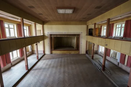 verlassener tanzsaal lost places gasthof sachsen-anhalt