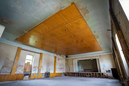 verlassenes kulturhaus mit ballsaal lost places sachsen