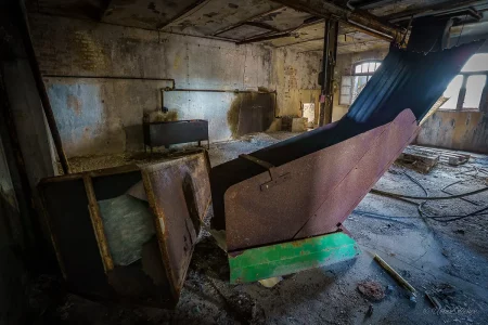 trichter verlassene tonfabrik