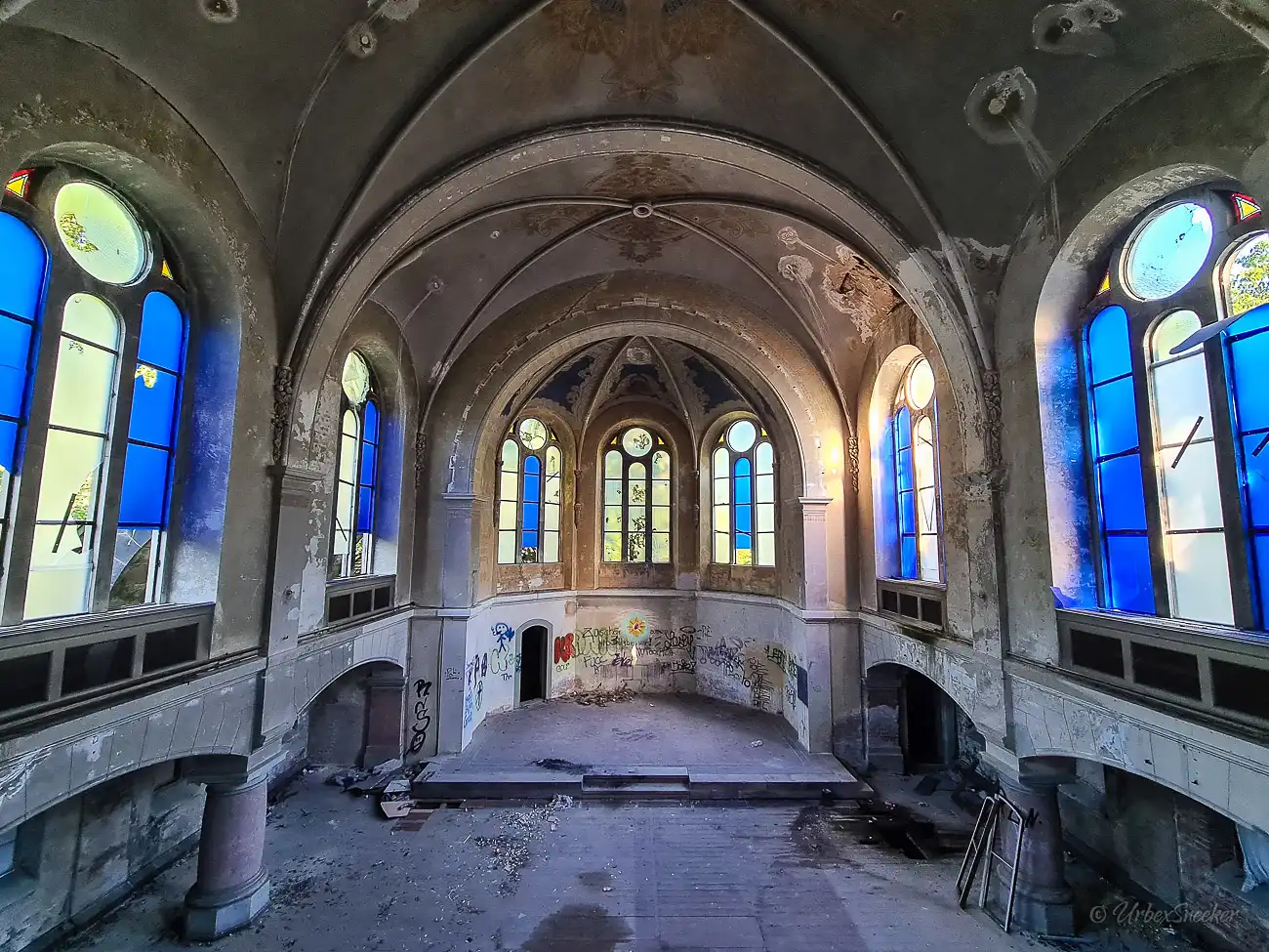 Die verlassene Anstaltskirche