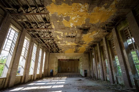 saal lost place jugenderholungsheim endlerkuppe