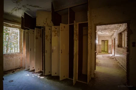 wandschränke urbex jugenderholungsheim endlerkuppe