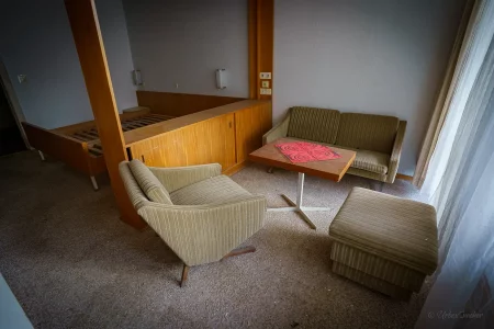 verlassenes hotel gästhaus des ministerrats