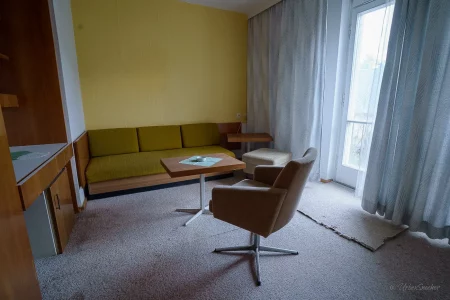 verlassenes hotel gästhaus des ministerrats