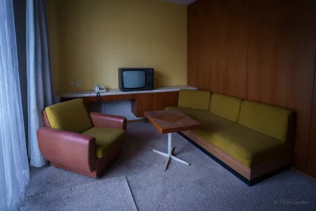 verlassenes hotel gästhaus des ministerrats