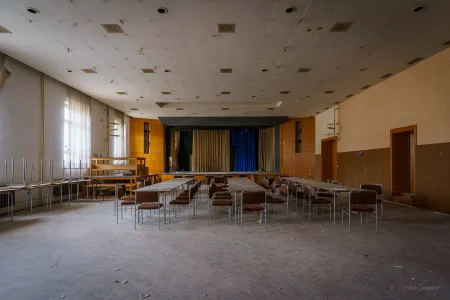 lost place hotel tanzsaal ballsaal
