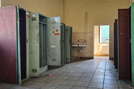 umkleide spint kantine lost place magnesitwerk aken