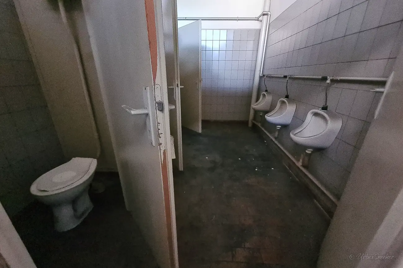 toiletten verlassene kantine magnesitwerk
