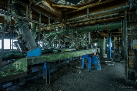verlassenes magnesitwerk aken