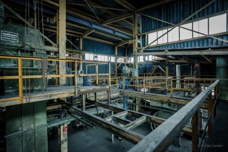 verlassenes magnesitwerk aken
