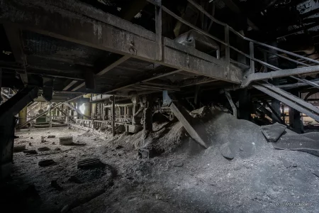 verlassenes magnesitwerk aken